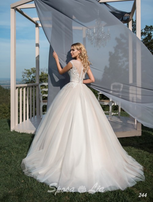 https://www.sposa-lia.com/images/stories/virtuemart/product/244       (3).jpg